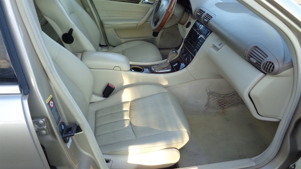 2005 Mercedes-Benz C-Class - $11,999