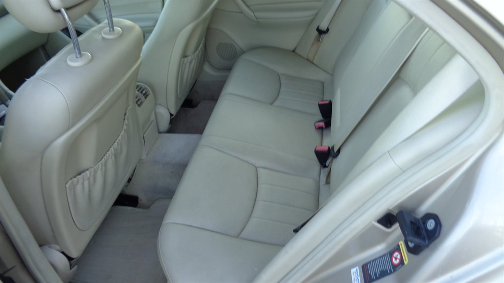 2005 Mercedes-Benz C-Class - $11,999
