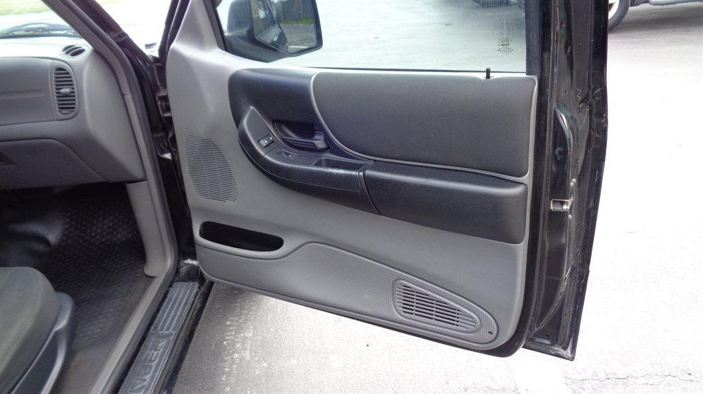 2011 Ford Ranger XLT photo