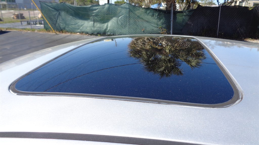 2010 Nissan Altima 2.5 photo