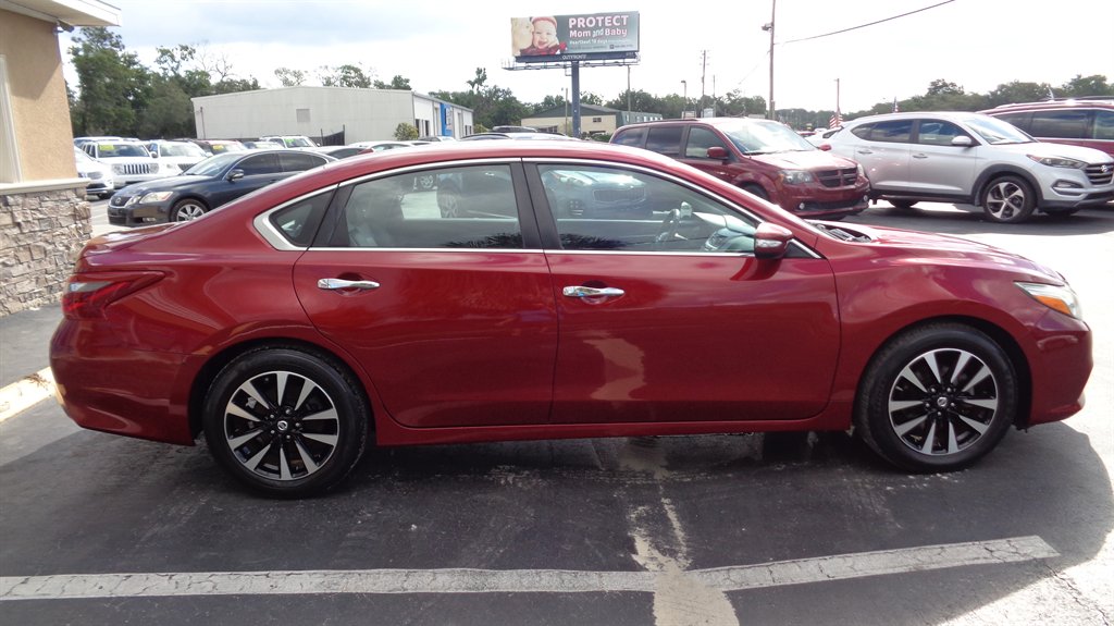 2018 Nissan Altima SL photo