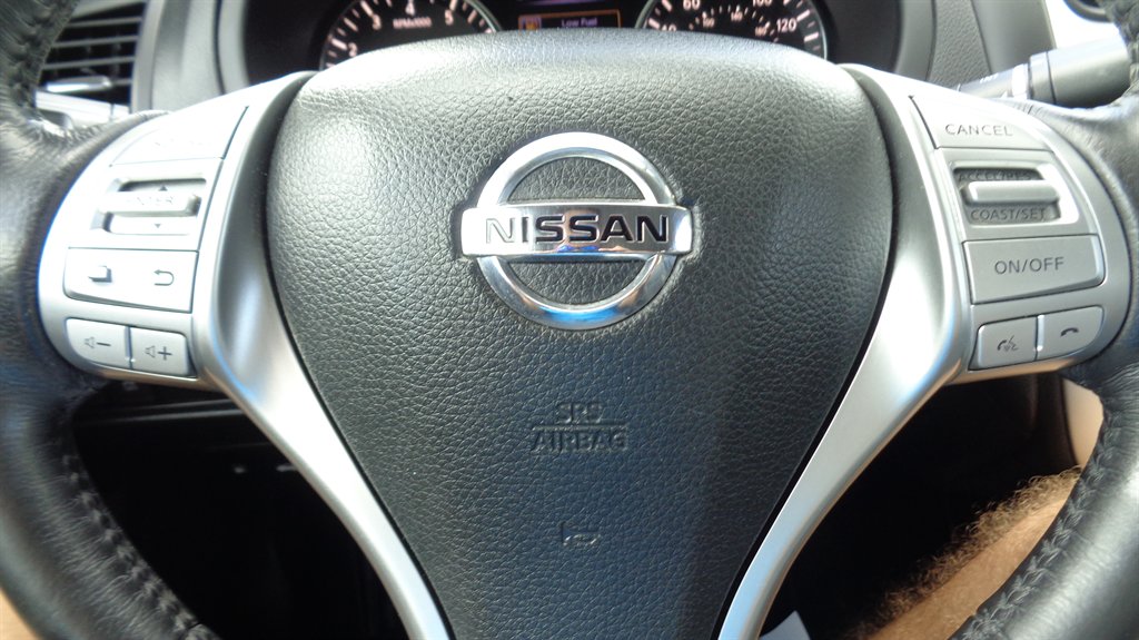 2018 Nissan Altima SL photo