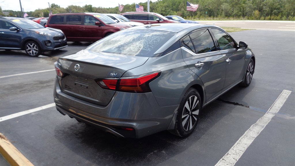 2019 Nissan Altima SV photo