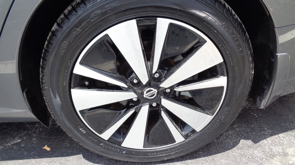 2019 Nissan Altima SV photo
