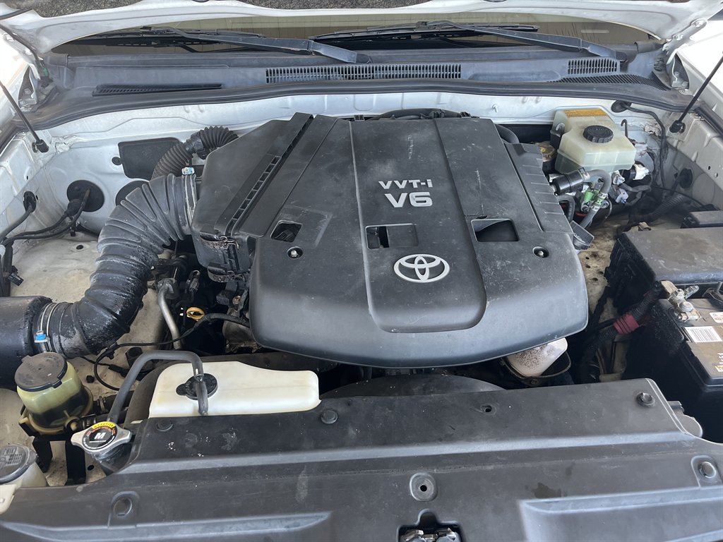 2004 Toyota 4Runner SR5 photo