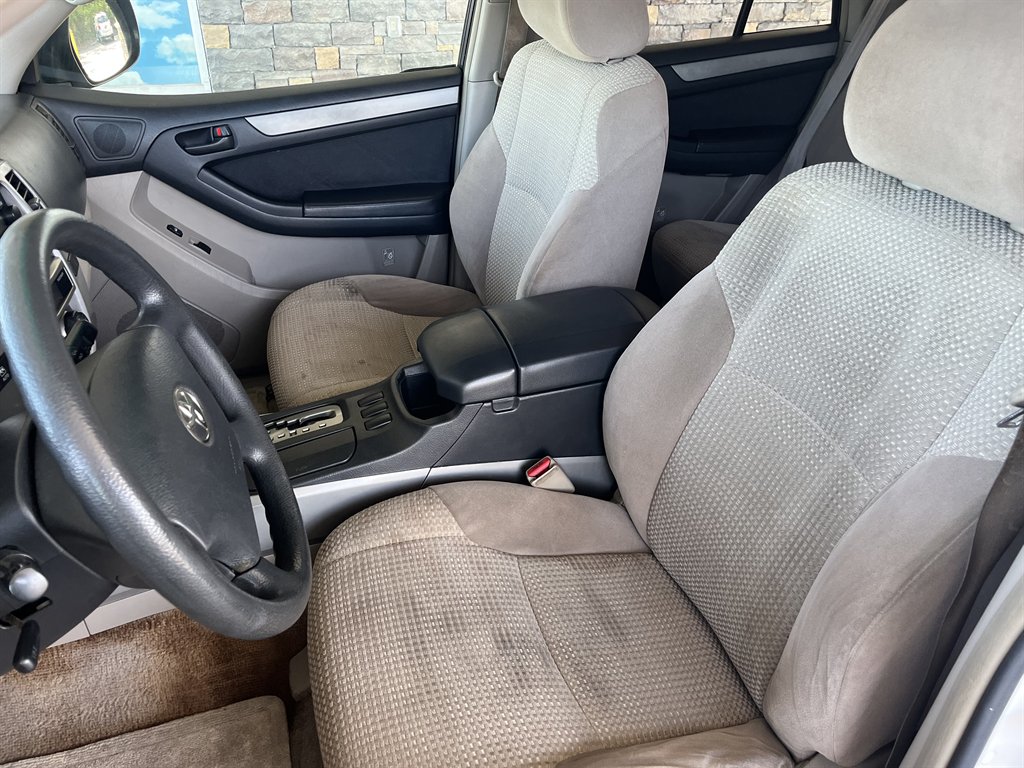 2004 Toyota 4Runner SR5 photo