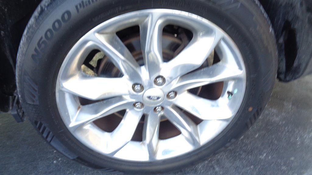 2014 Ford Explorer - $18,999