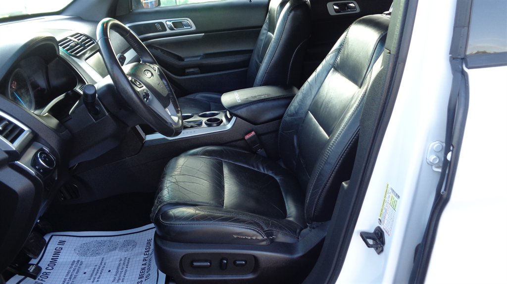 2014 Ford Explorer - $18,999