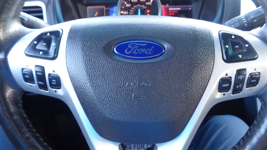 2014 Ford Explorer - $18,999