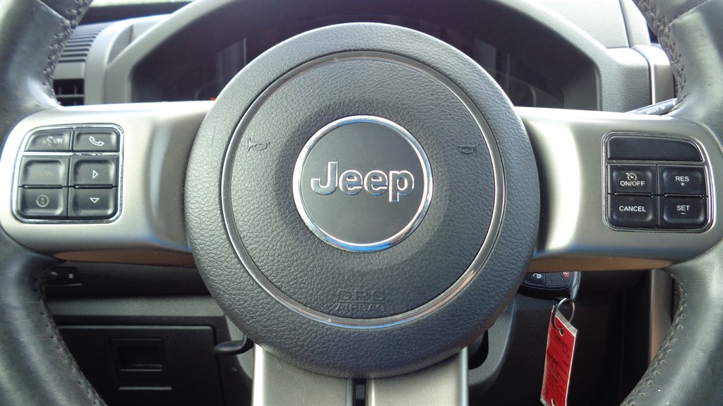 2012 Jeep Liberty - $17,999