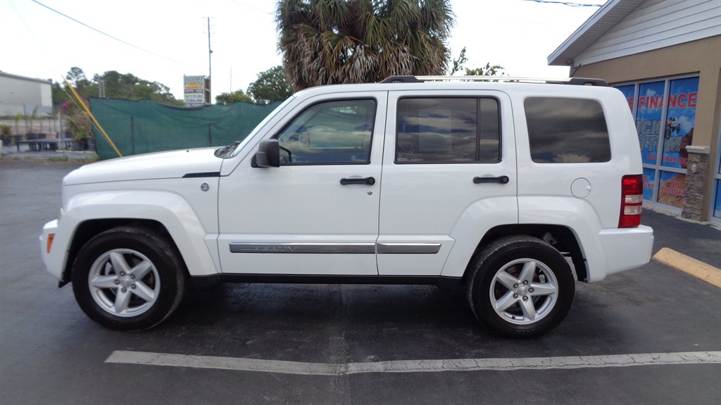 2012 Jeep Liberty - $17,999