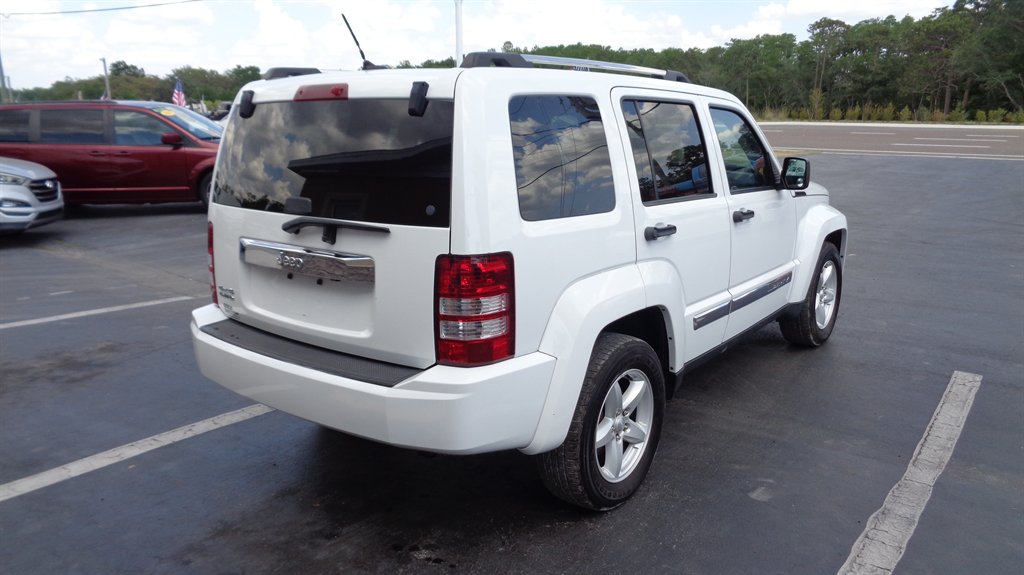 2012 Jeep Liberty - $17,999