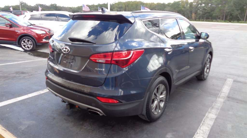 2014 Hyundai Santa Fe Sport - $17,999