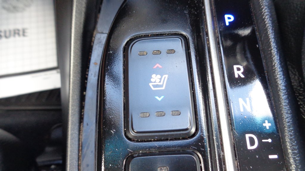 2014 Hyundai Santa Fe Sport - $17,999