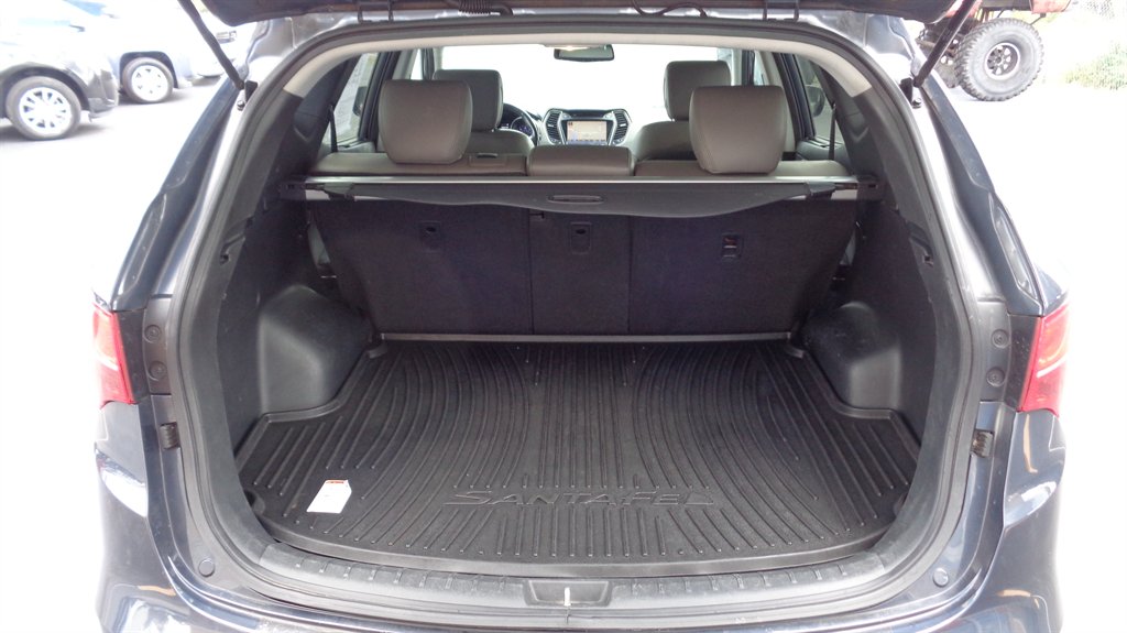 2014 Hyundai Santa Fe Sport - $17,999
