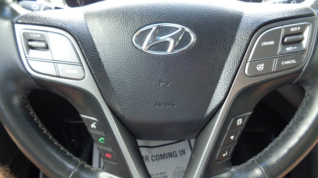 2014 Hyundai Santa Fe Sport - $17,999