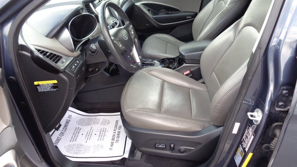2014 Hyundai Santa Fe Sport - $17,999