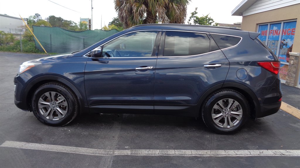 2014 Hyundai Santa Fe Sport - $17,999
