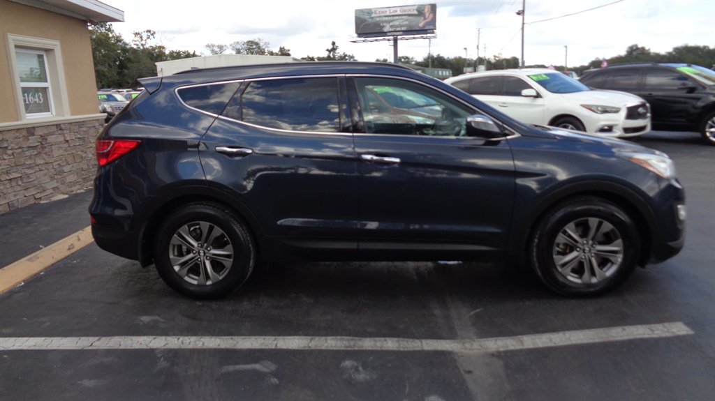 2014 Hyundai Santa Fe Sport - $17,999