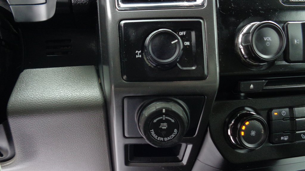 2016 Ford F-150 - $22,499