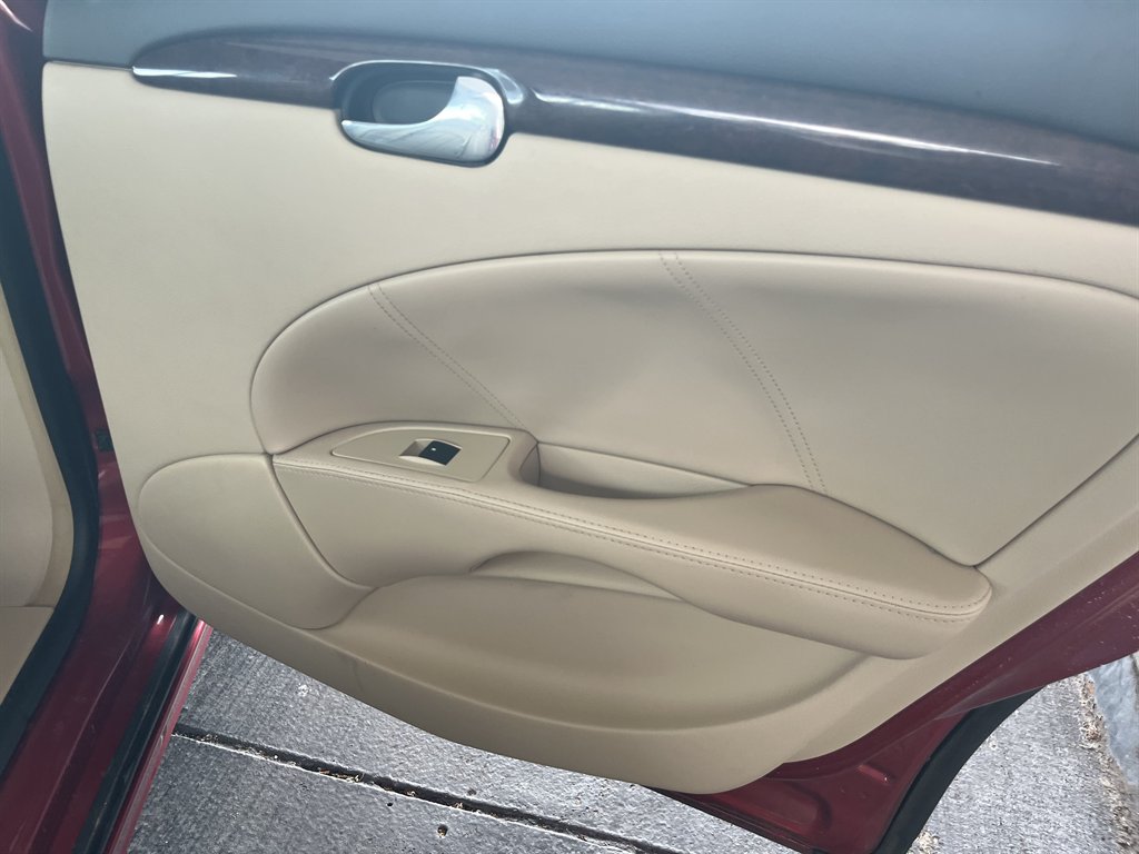 2010 Buick Lucerne - $14,999