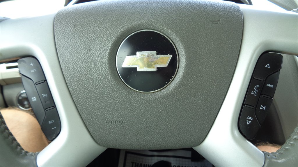 2010 Chevrolet Traverse - $11,999