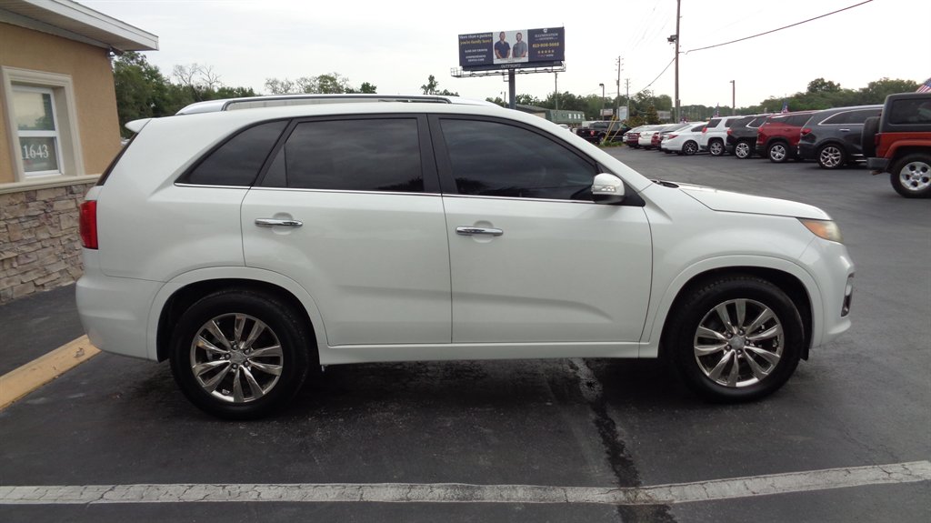 2011 Kia Sorento - $15,999