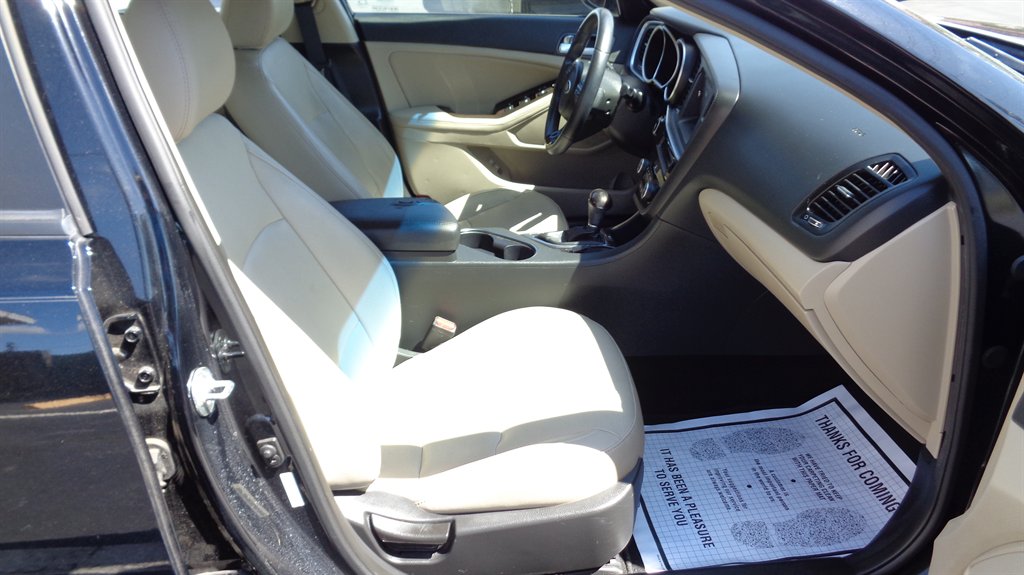 2015 Kia Optima - $17,499