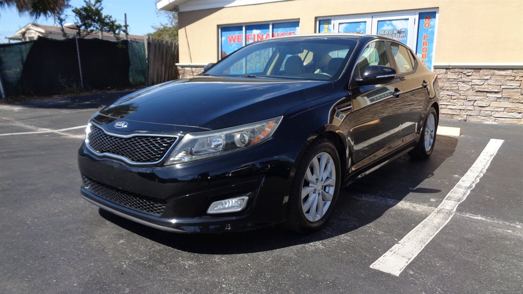 2015 Kia Optima - $17,499