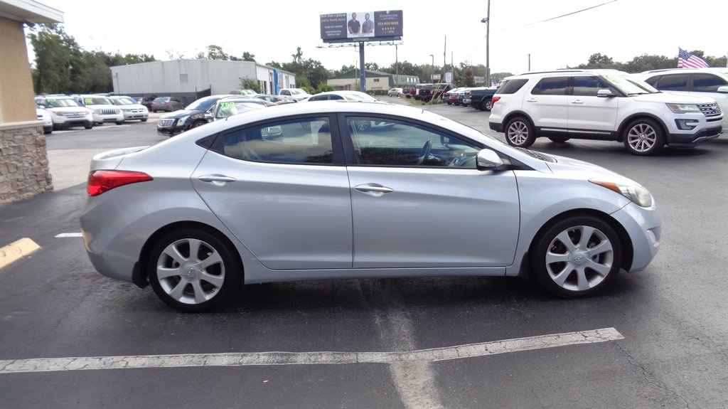 2013 Hyundai Elantra - $13,999