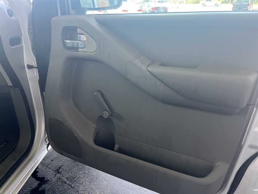 2012 Nissan Frontier - $14,999