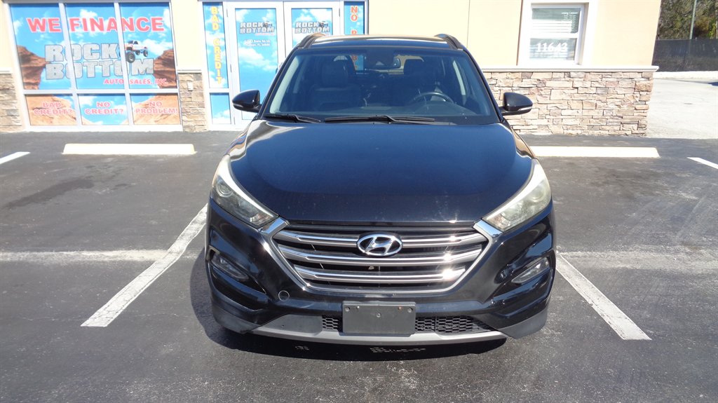 2016 Hyundai Tucson - $19,999