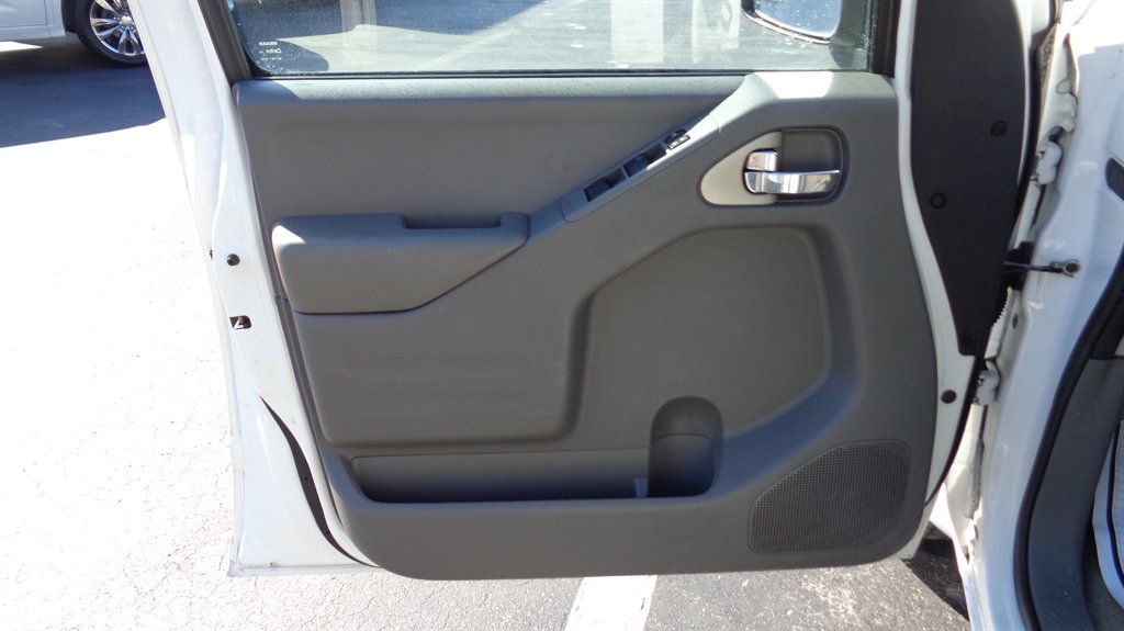 2018 Nissan Frontier - $21,999