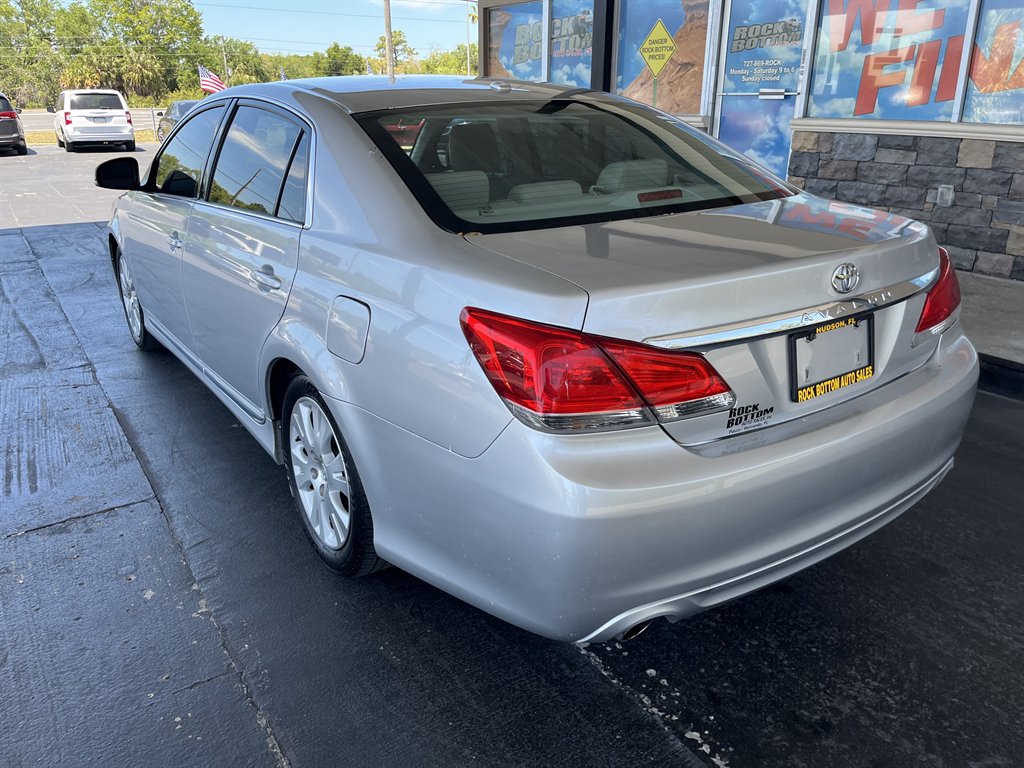 2012 Toyota Avalon - $18,999