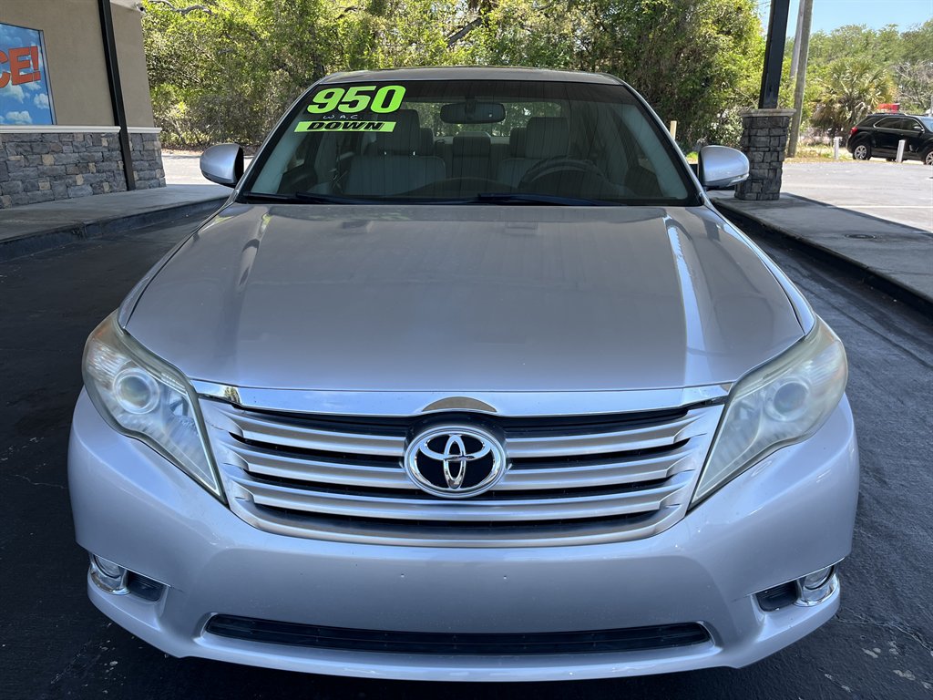 2012 Toyota Avalon - $18,999