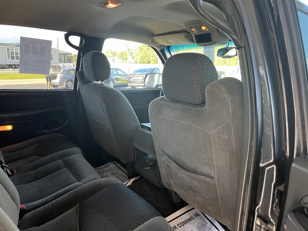 2003 Chevrolet Avalanche - $5,999