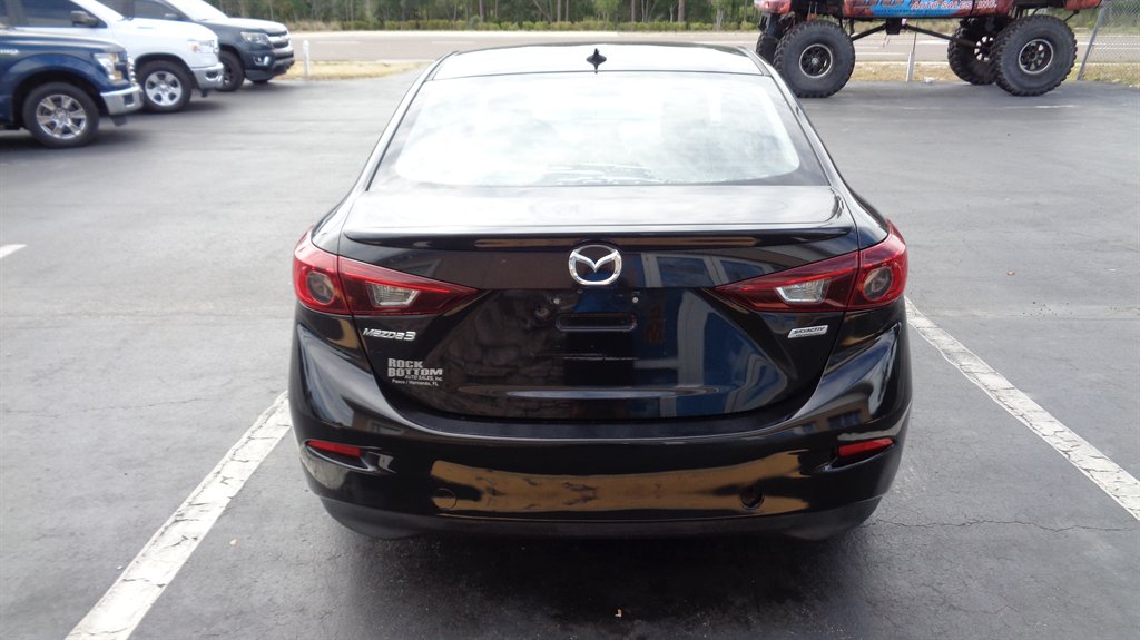 2016 MAZDA MAZDA3 - $18,499
