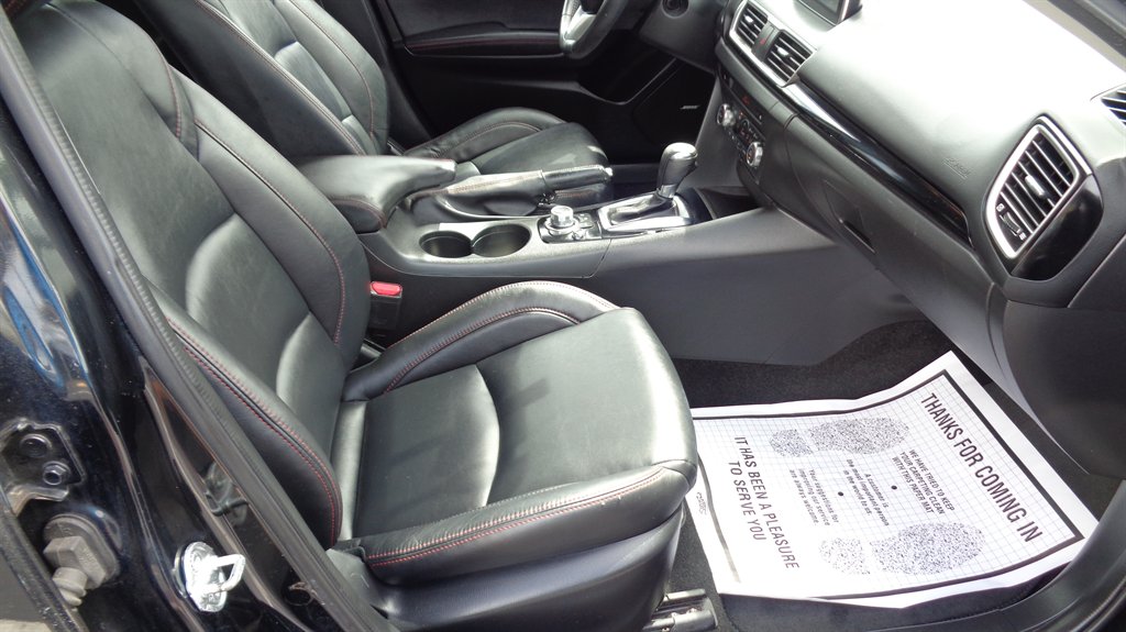 2016 MAZDA MAZDA3 - $18,499