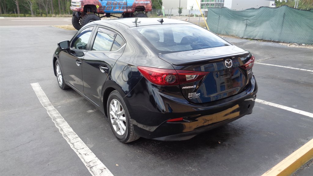 2016 MAZDA MAZDA3 - $18,499