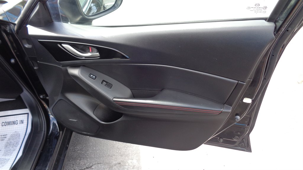 2016 MAZDA MAZDA3 - $18,499