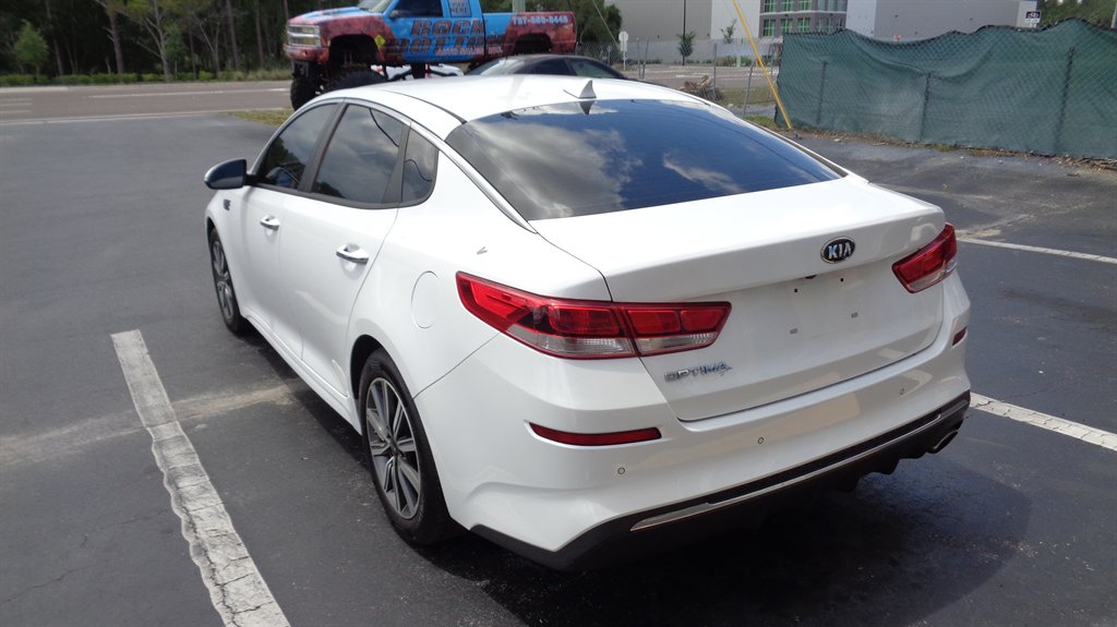 2019 Kia Optima - $19,999