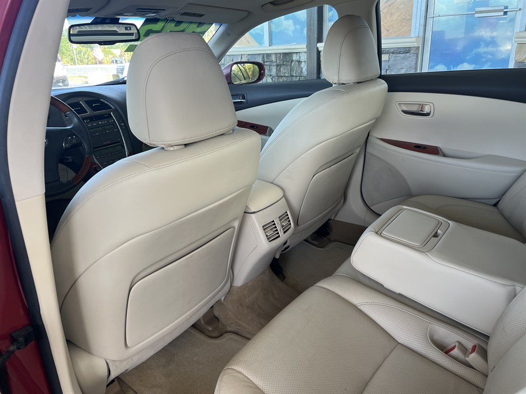 2010 Lexus ES - $17,999
