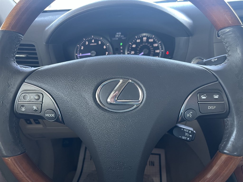 2010 Lexus ES - $17,999