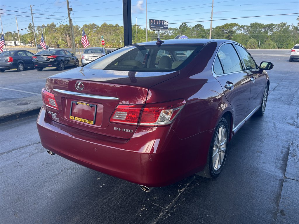 2010 Lexus ES - $17,999