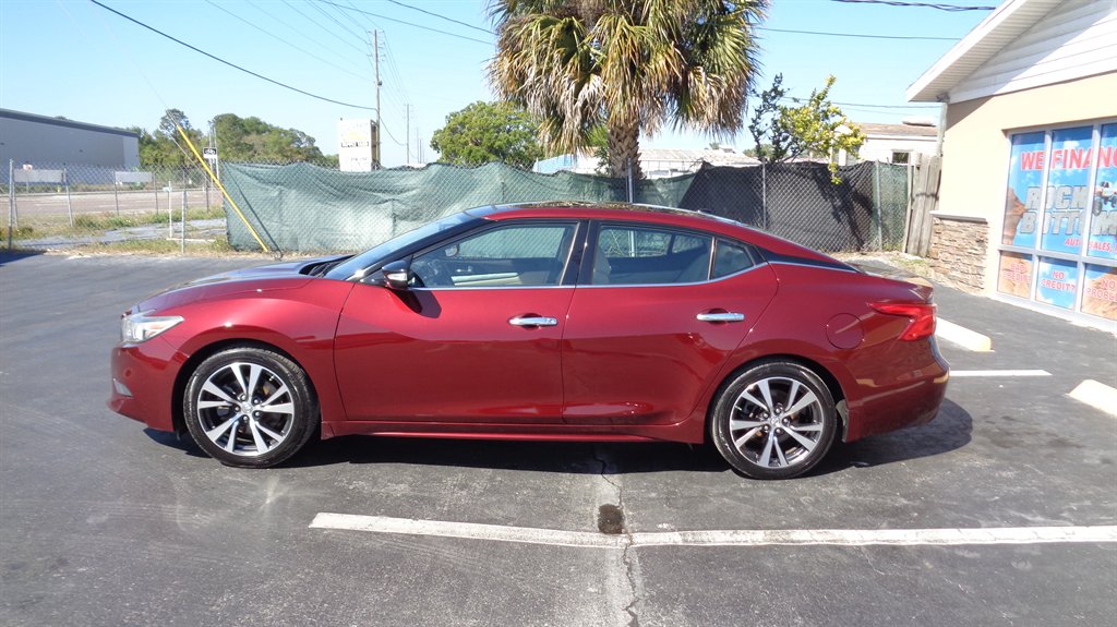 2017 Nissan Maxima - $20,499