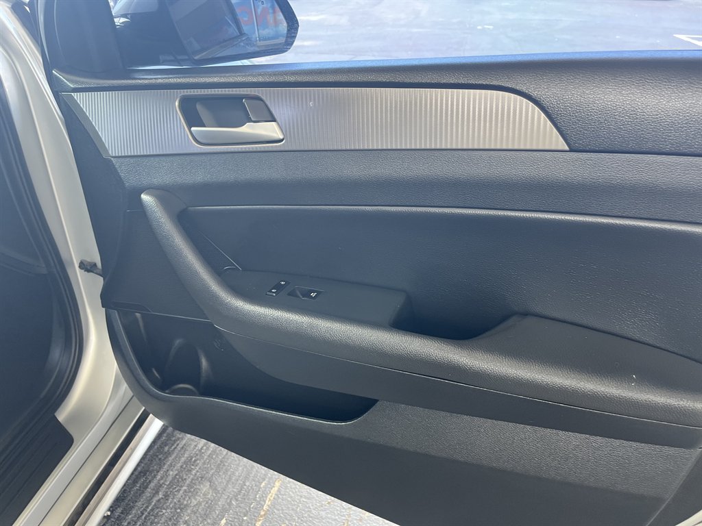 2018 Hyundai Sonata - $19,999