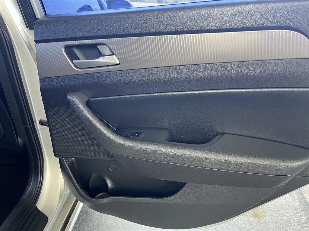 2018 Hyundai Sonata - $19,999