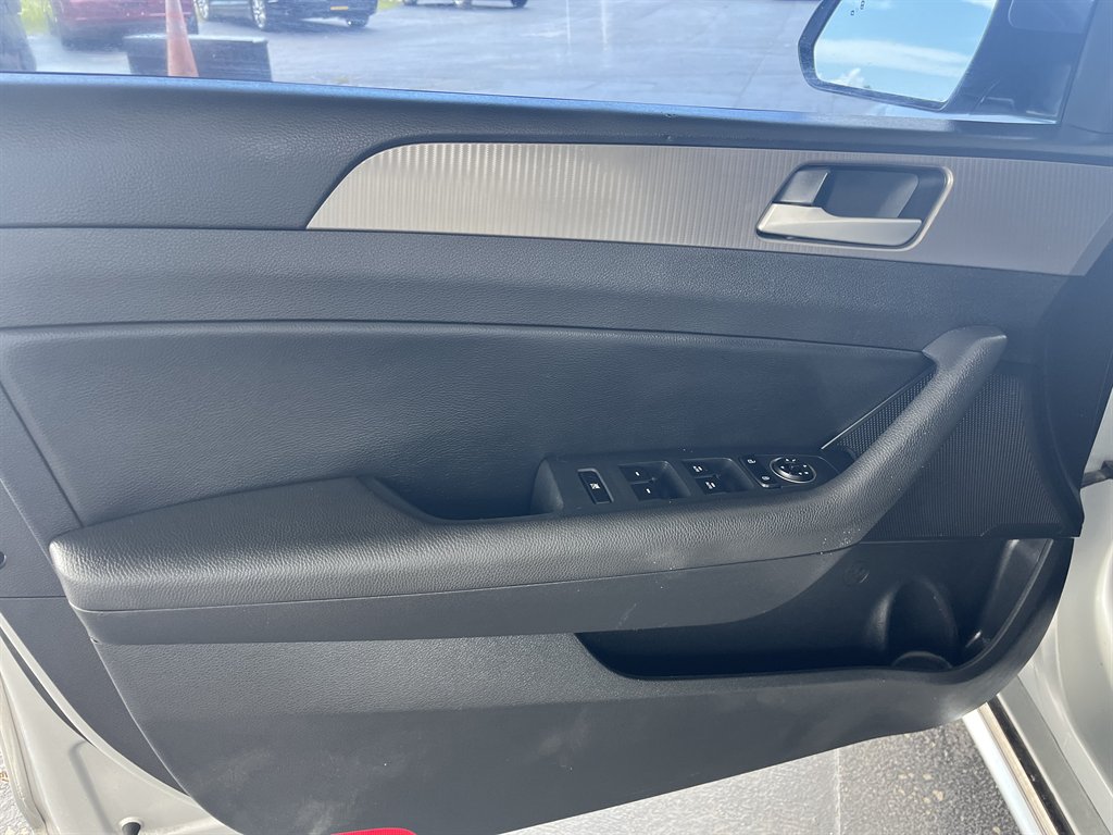 2018 Hyundai Sonata - $19,999