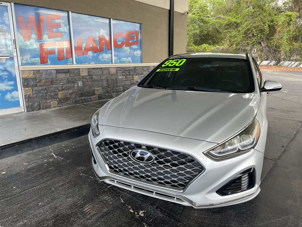 2018 Hyundai Sonata - $19,999