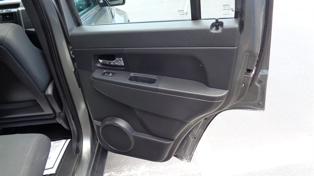 2012 Jeep Liberty - $14,999